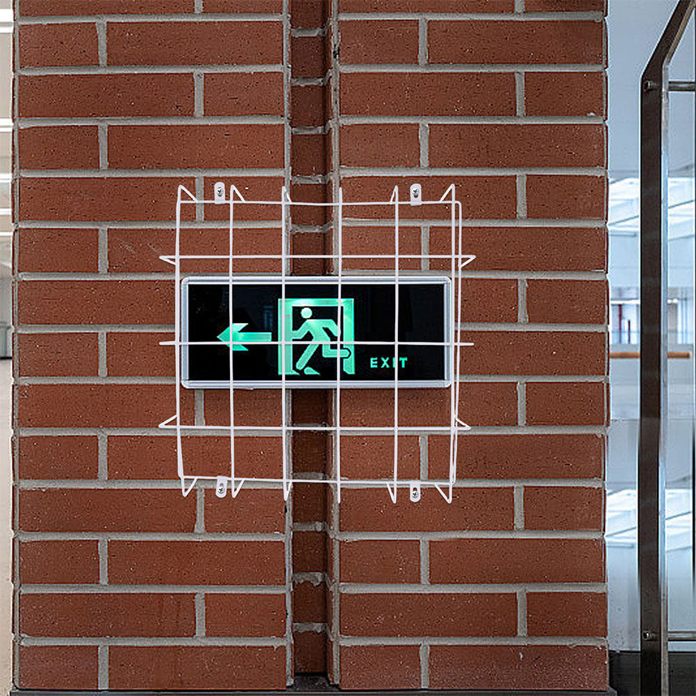 قطعتان من واقيات لافتات الخروج - مراجعة Emergency Exit Sign وسعره